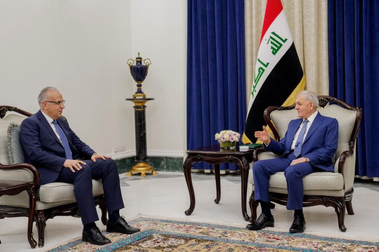 رئيس جمهورية العراق يستقبل وزير الموارد المائية والري المصري