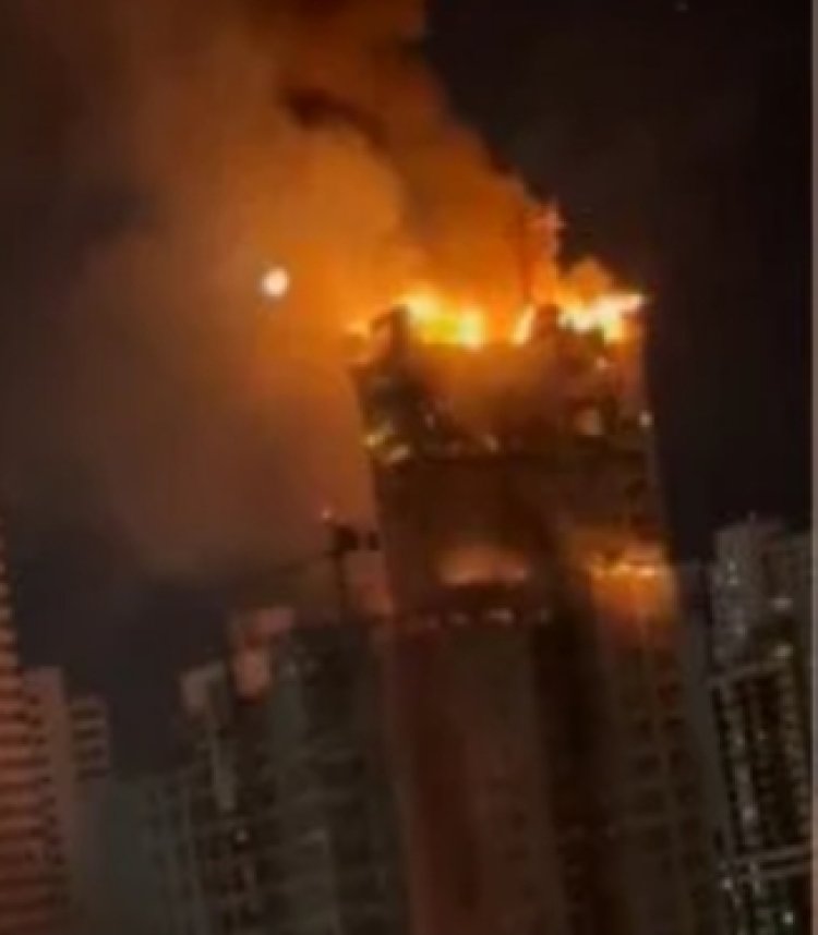 حريق ضخم يلتهم مبنى مكون من 28 طابقًا في البرازيل