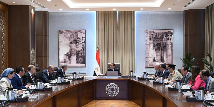 رئاسة الوزراء تهنئ الرئيس عبد الفتاح السيسي بأعياد تحرير سيناء